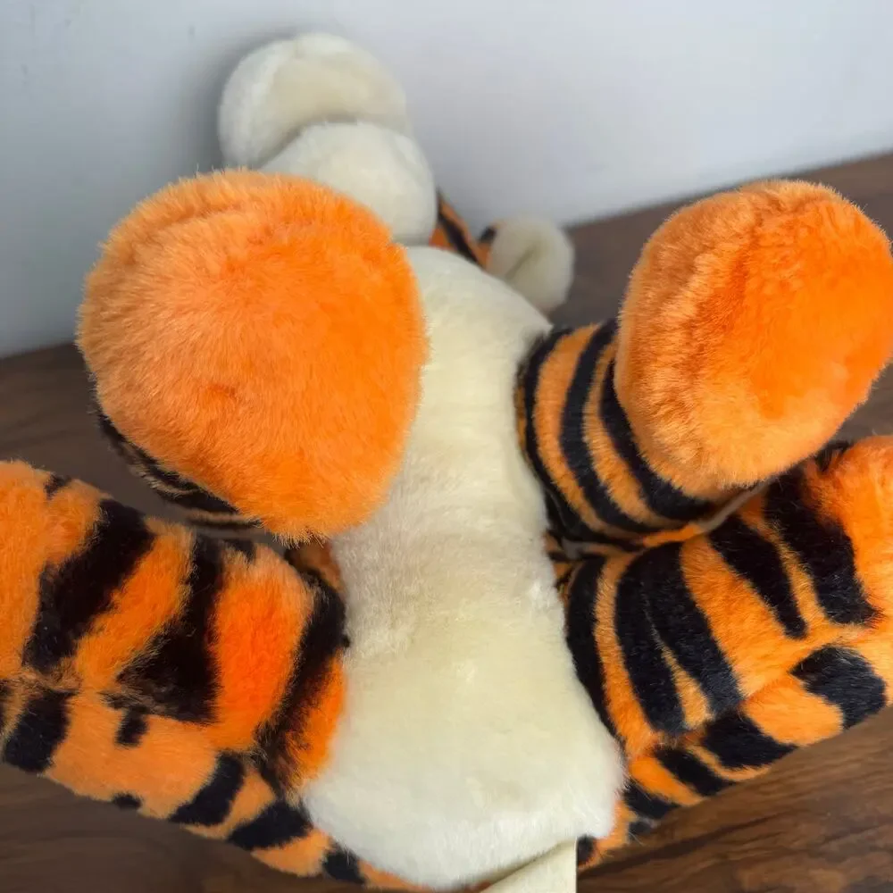 Vintage‎ Tigger Plush Disney Parks Disneyland Walt Disney World 13”